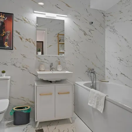 Terracotta Oasis דירה