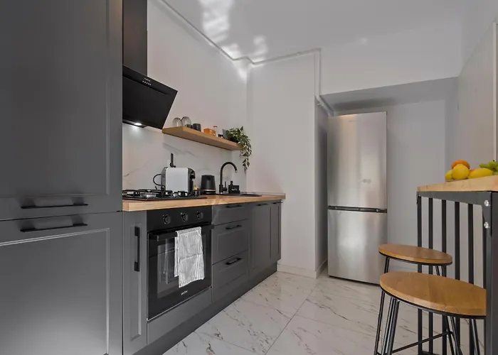 Terracotta Oasis * ブカレスト