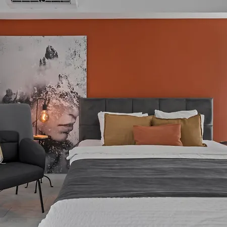 Terracotta Oasis * Βουκουρέστι